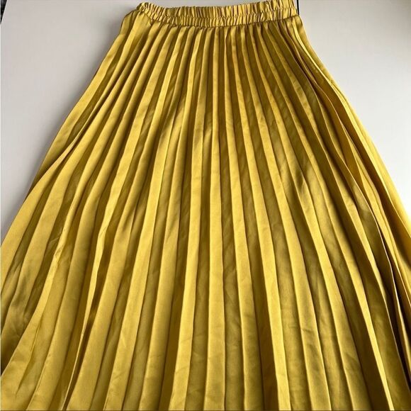 Sadie and love pleated skirt M - Picture 2 of 8
